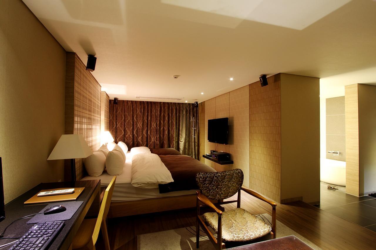 อึยจ็องบู ลาทรี โฮเทล Hotel อึยจองบู ภายนอก รูปภาพ